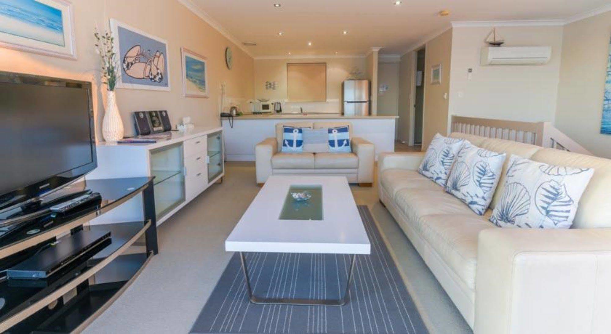 The Bluff Resort Apartments Encounter Bay Extérieur photo