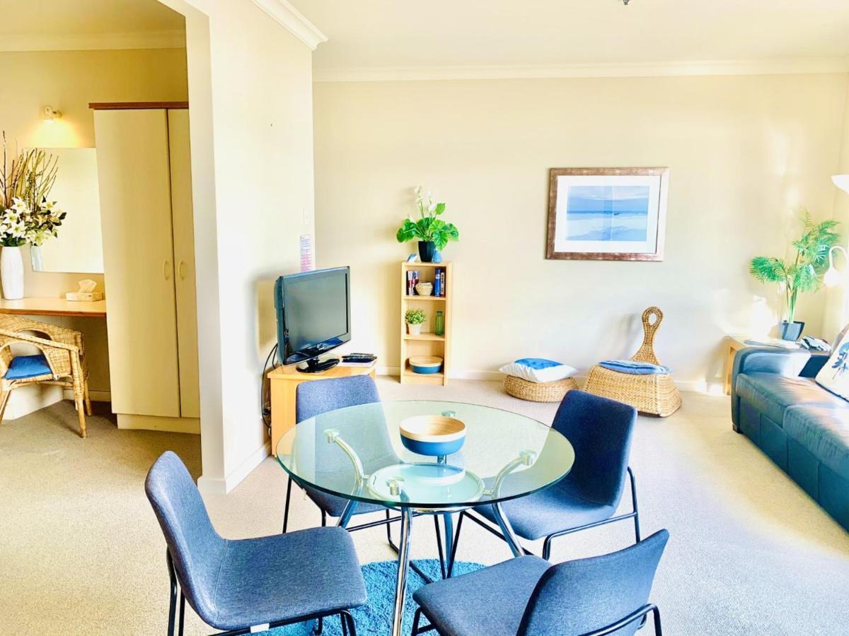 The Bluff Resort Apartments Encounter Bay Extérieur photo