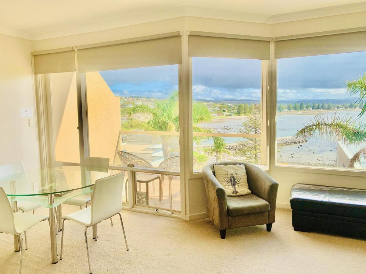 The Bluff Resort Apartments Encounter Bay Extérieur photo